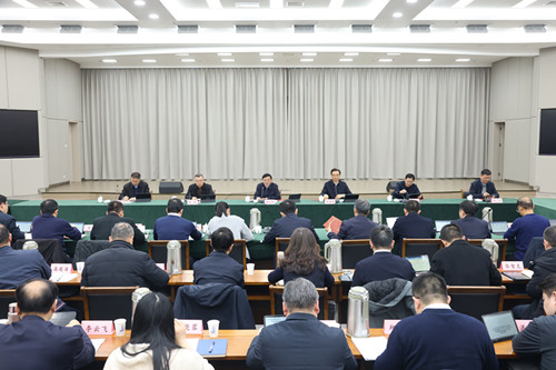 省人社厅召开厅党组会议 传达学习全国人社工作会议精...